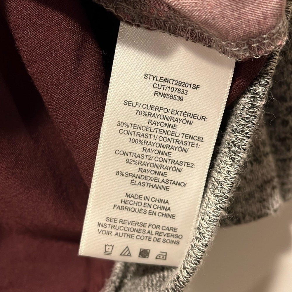 Kut from the Kloth long sleeved mixed media top small - Picture 4 of 4